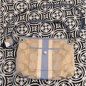 COACH HAMPTONS SIGNATURE STRIPE HIPPIE SWING/ SHOULDER BAG